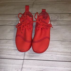 Women’s Nike shoes